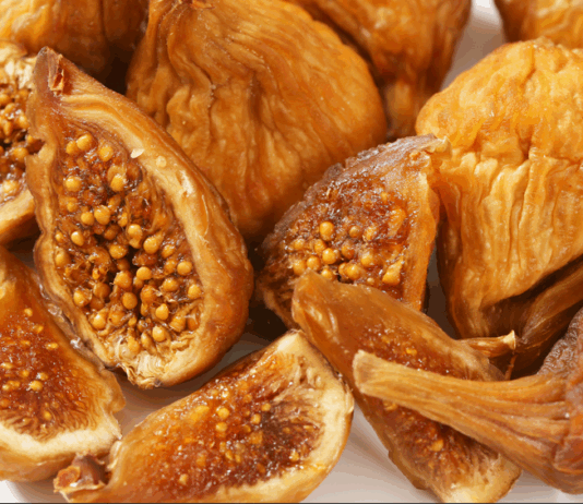 노화를 앞당기는 음식, 50대 이후 반드시 피해야 하는 이유